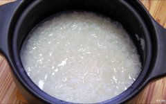 大米粥的好喝又香的正确煮粥方法 大米粥煮多久