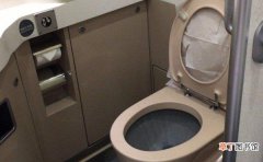 高铁上厕所的食用原则 高铁上可以拉屎吗