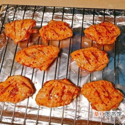 烤翅的做法和配料及烤箱温度范围 烤翅的做法烤箱几分钟