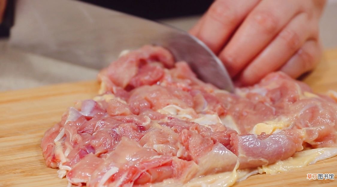 鸡腿肉的家常做法和最佳食物搭配 鸡腿肉炒什么菜好吃